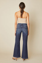 Load image into Gallery viewer, Riley KanCan Jeans
