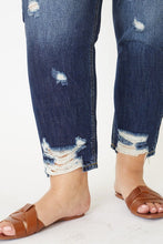Load image into Gallery viewer, Avery KanCan Jeans
